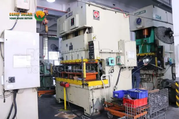 Trapezoid Metal Solar Roof Clamp Trapezoid Metal Solar Roof Clamp